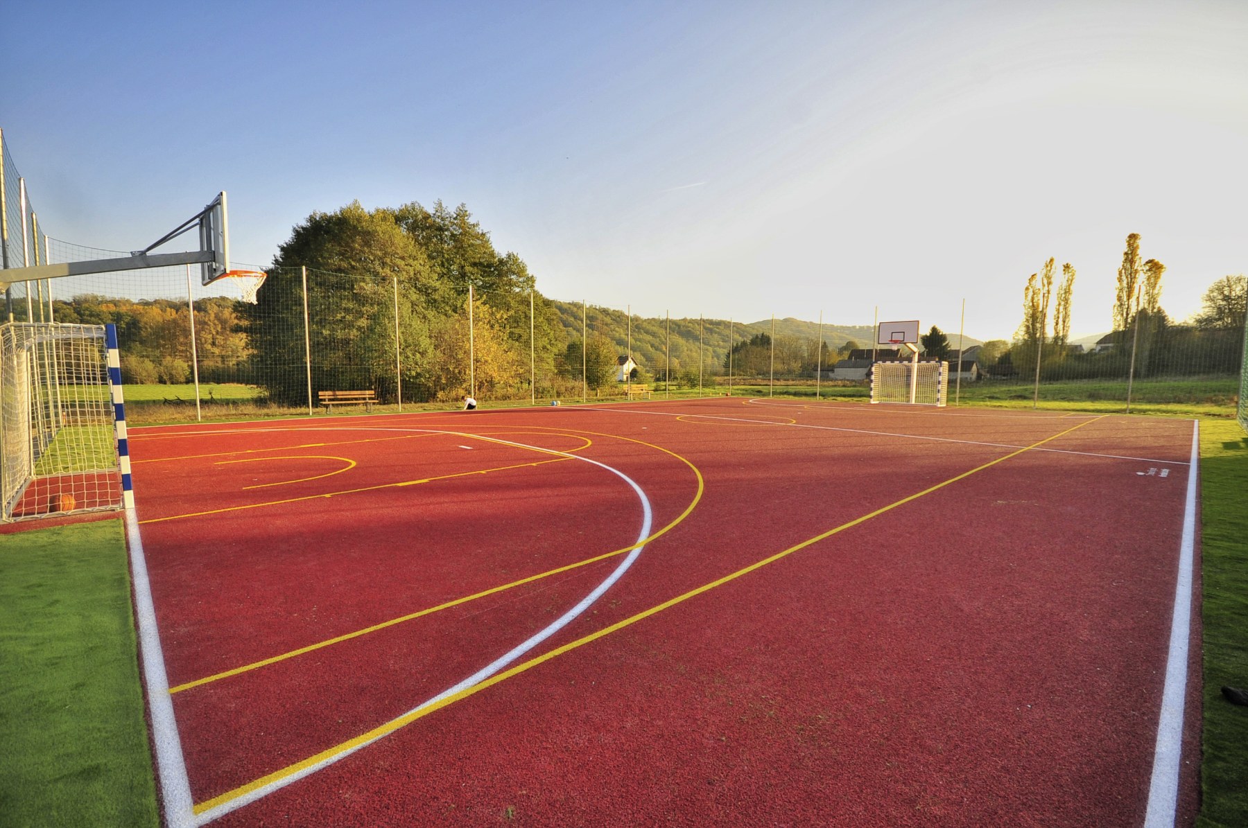ZAVRŠENO STREETBALL IGRALIŠTE U SLANJU