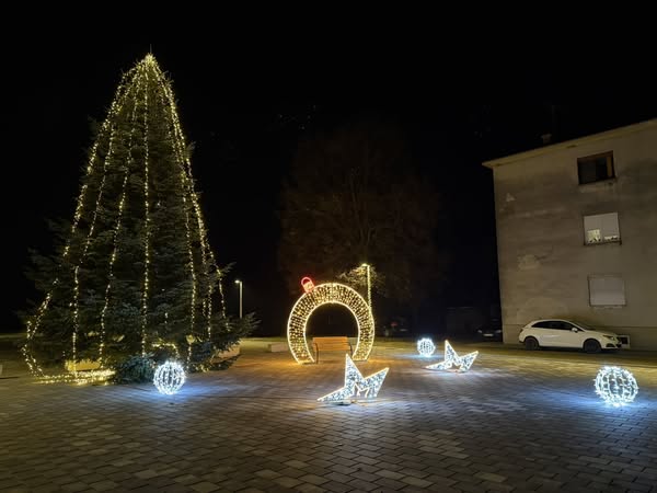 Božićni trg u Martijancu