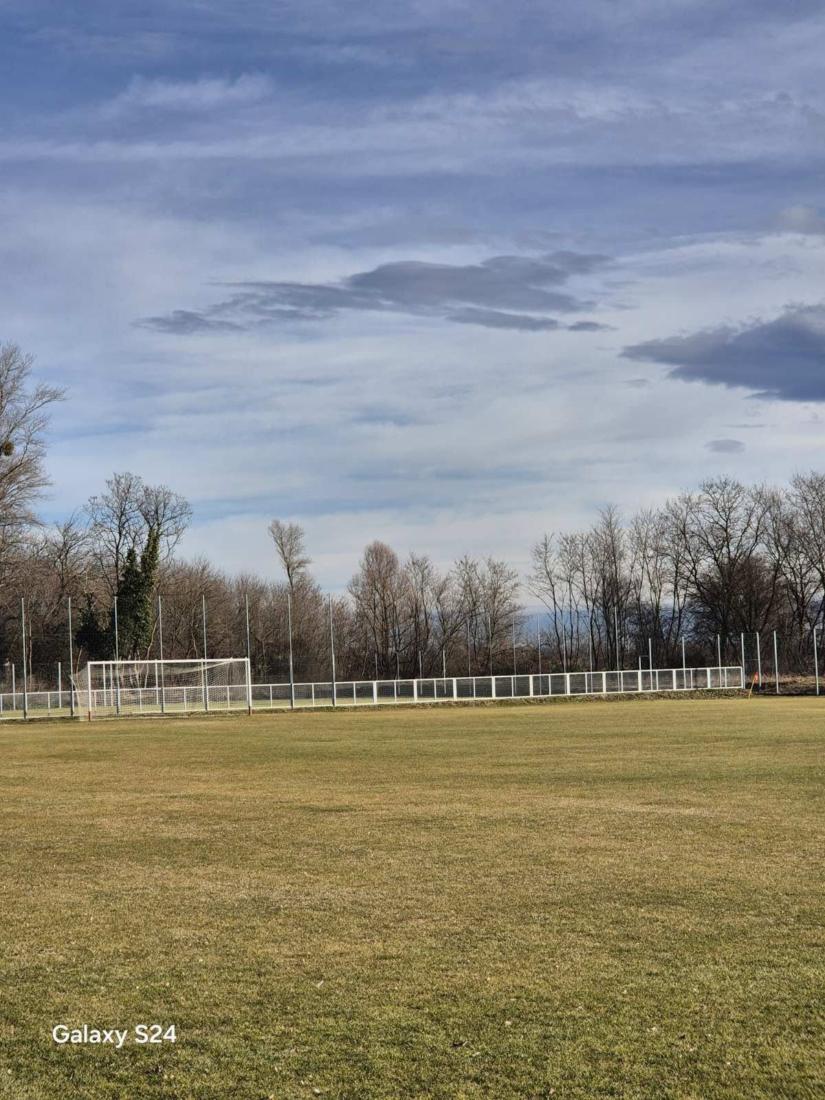 POSTAVLJENA OGRADA NA POMOĆNOM NOGOMETNOM TERENU U ČIČKOVINI