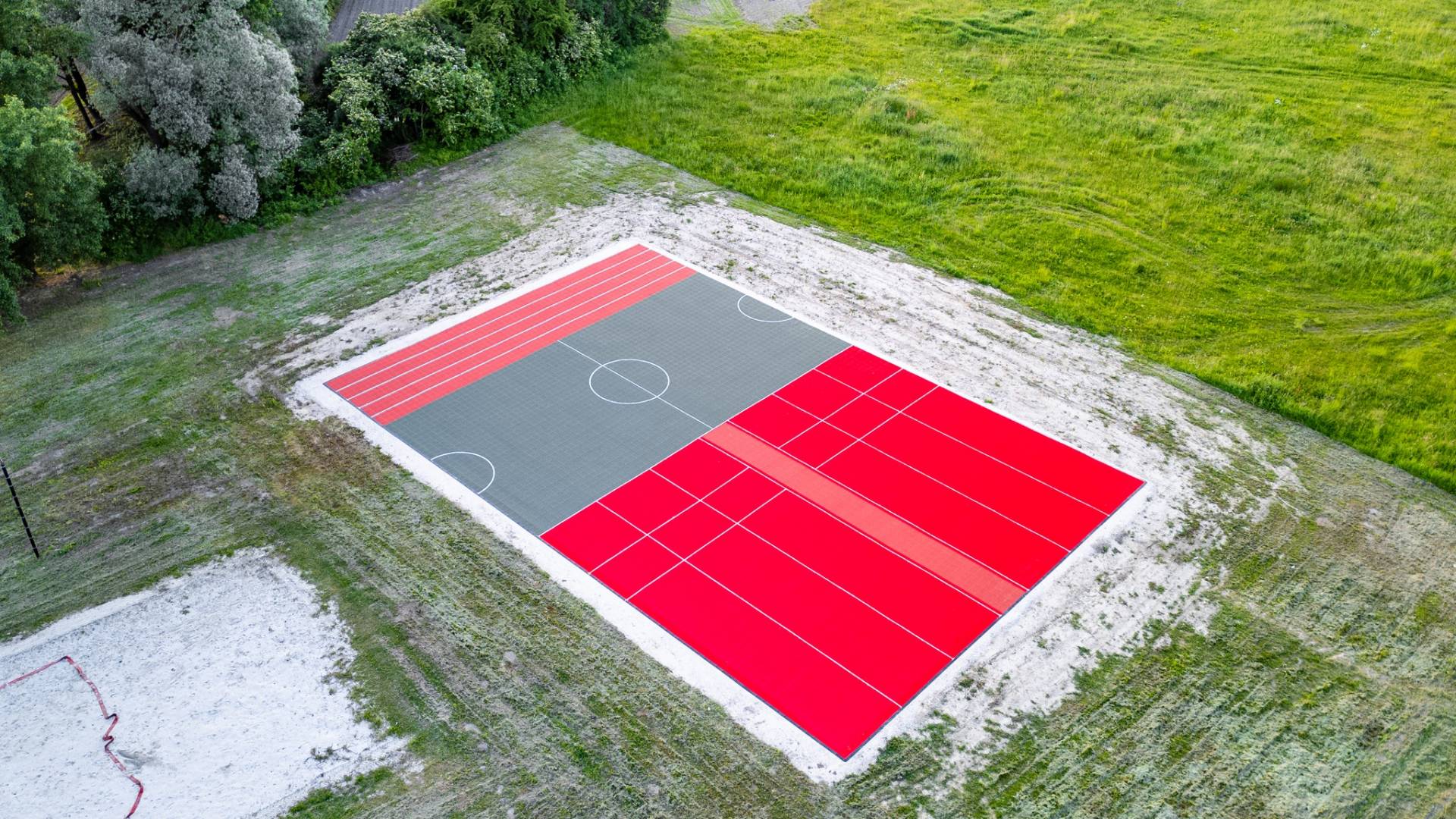 ZAVRŠEN PROJEKT UREĐENJA VATROGASNOG POLIGONA I SPORTSKOG IGRALIŠTA U HRASTOVLJANU