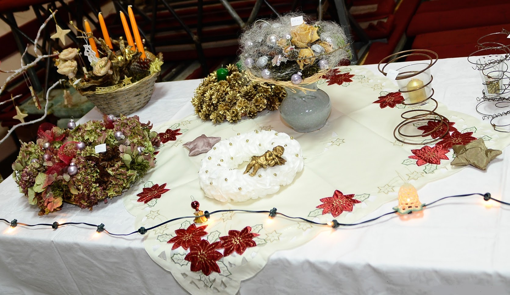 Velika izložba ususret Adventu u Slanju