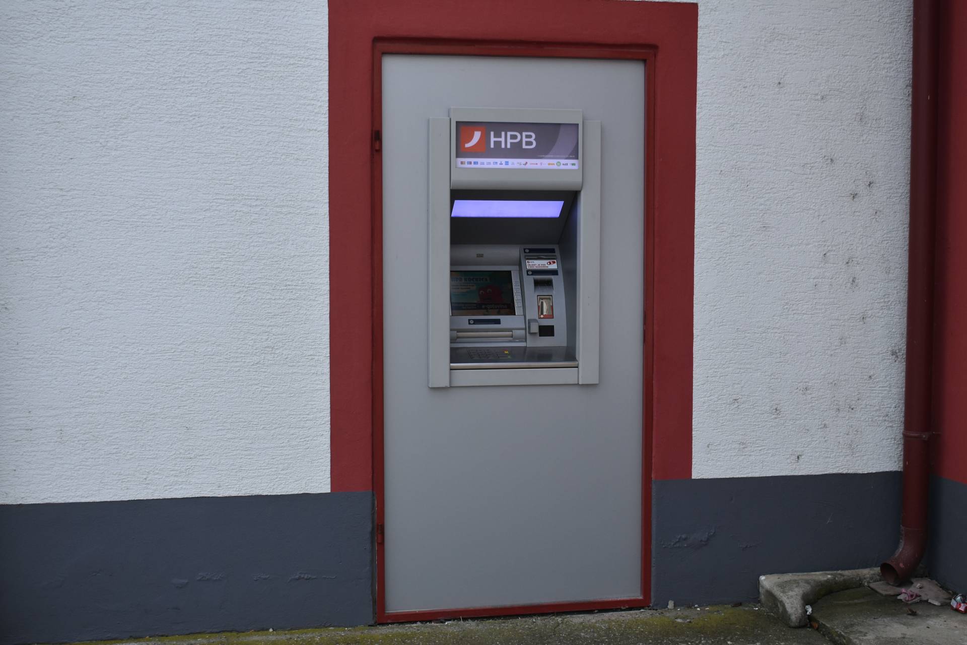 Bankomat HPB-a uz društveni dom u Martijancu