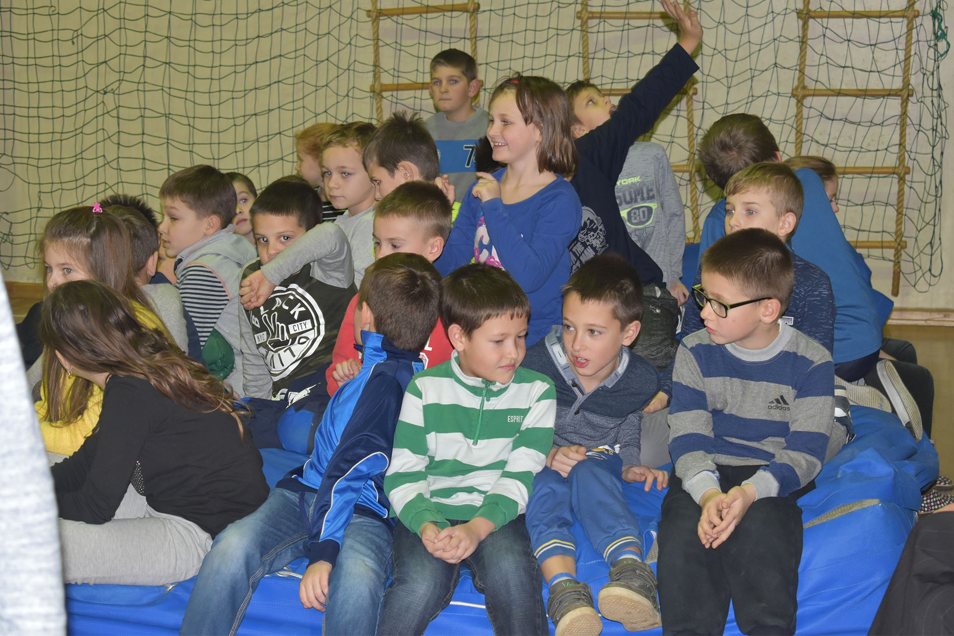 Darovi sv. Nikole za mališane u Martijancu