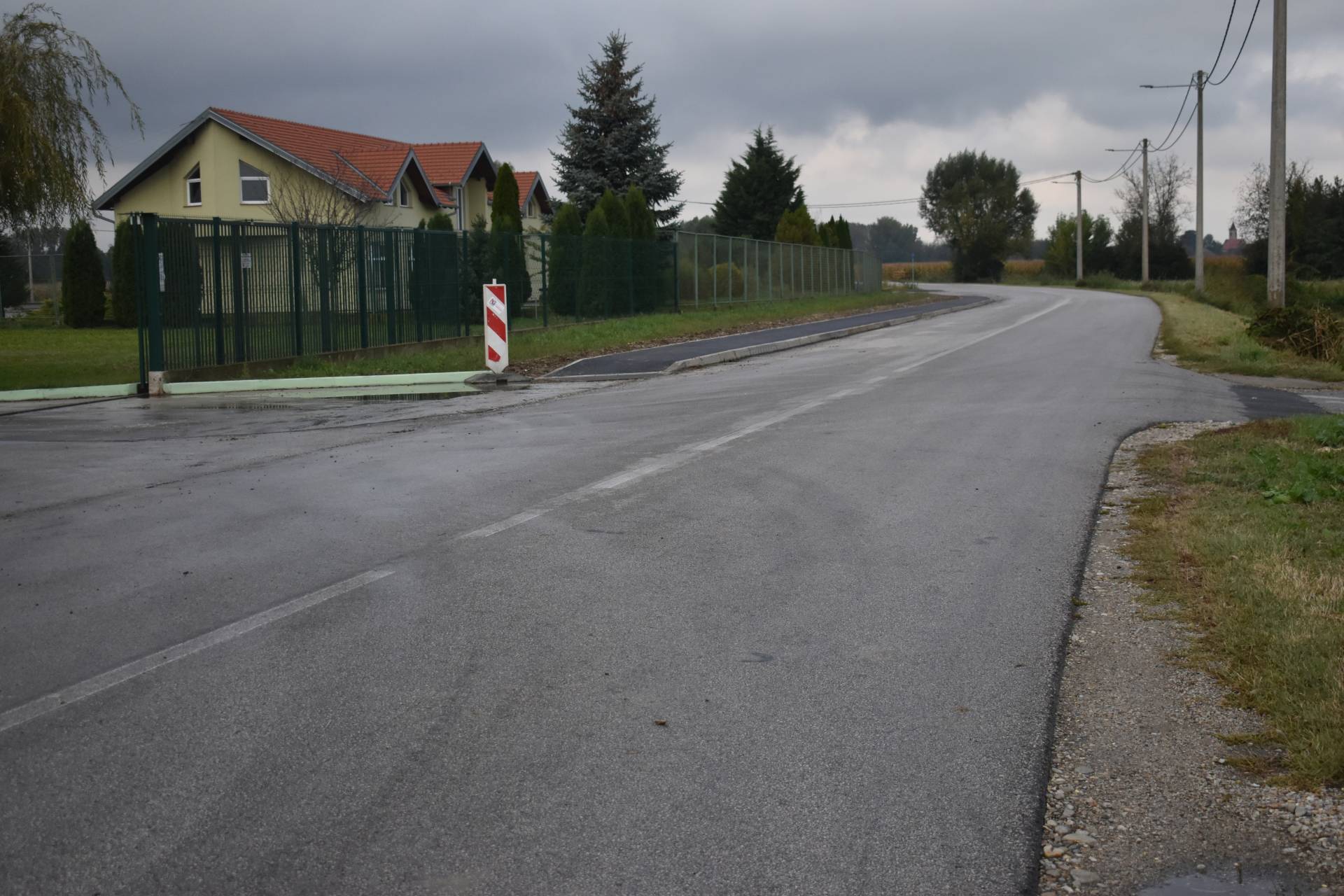 Izgradnja pješačko-biciklističke staze uz županijsku cestu Martijanec – Hrastovljan